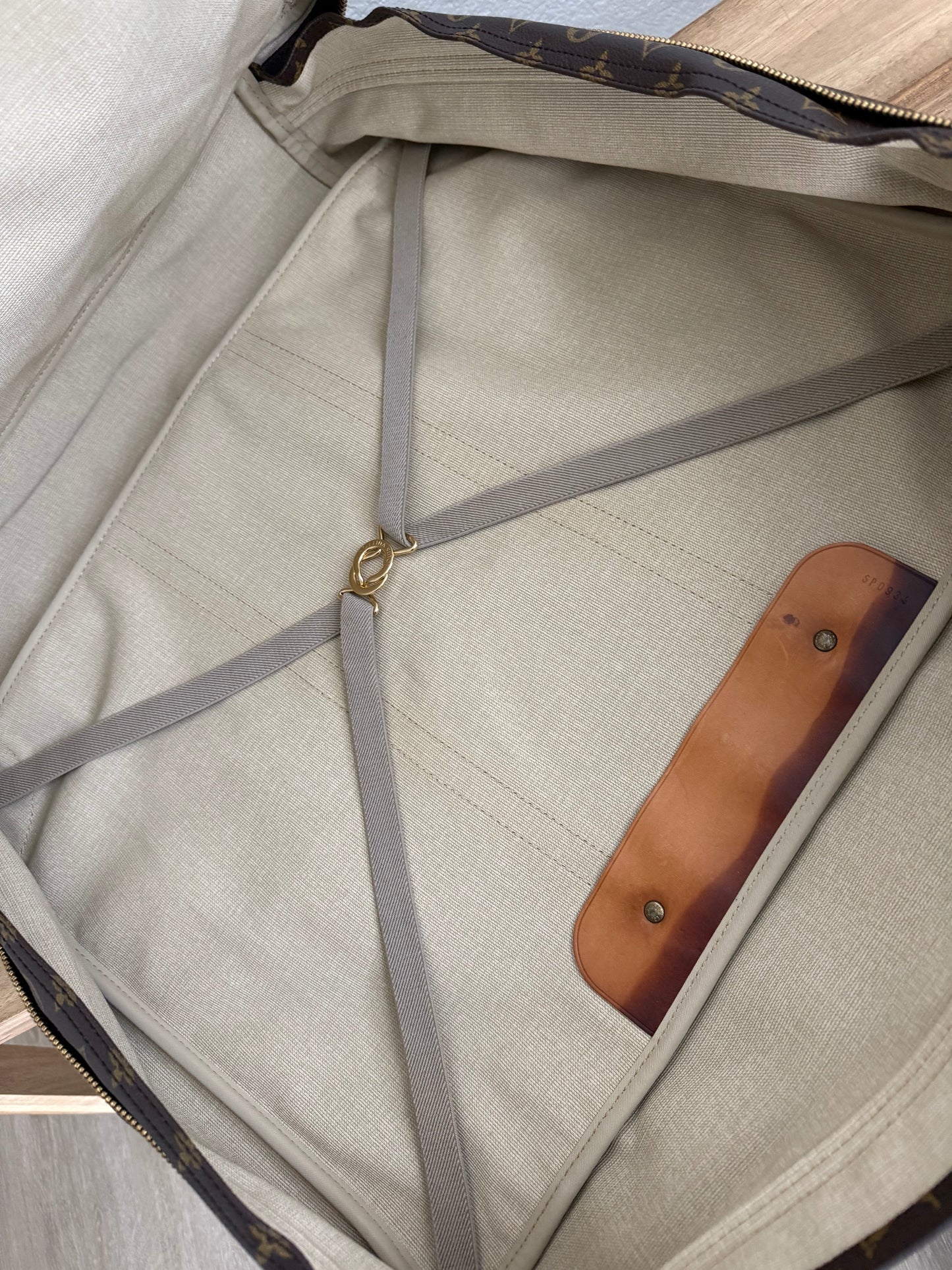 Sirius 50 Soft Suitcase Luggage - ๐
Year: 199