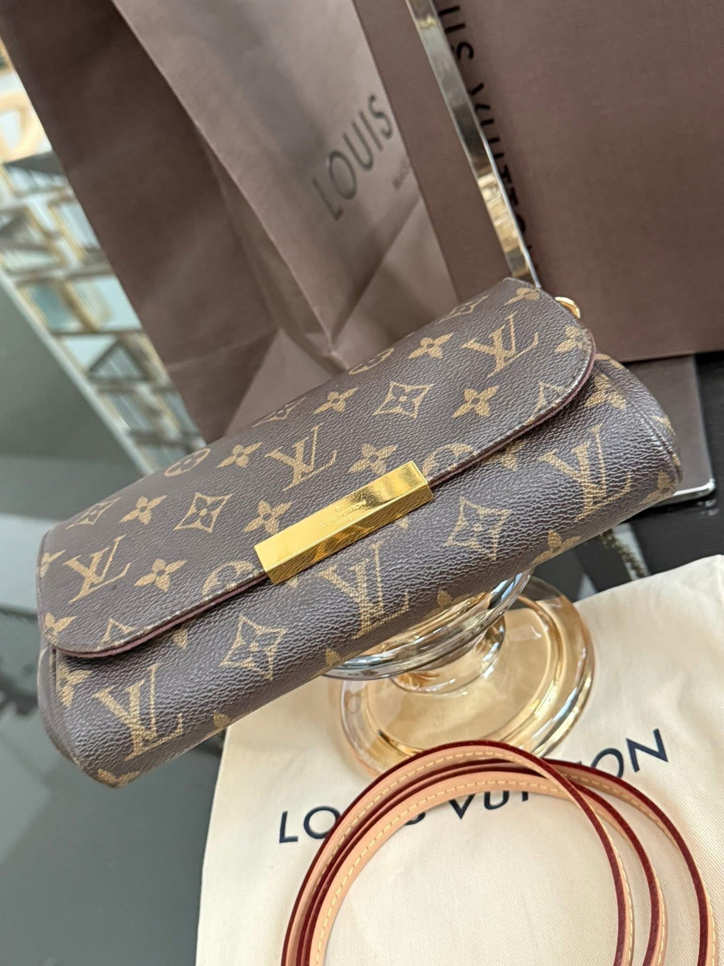 Favorite PM in Monogram with Dustbag, Box and Paper Bag -๐๏ธ Year: 2013