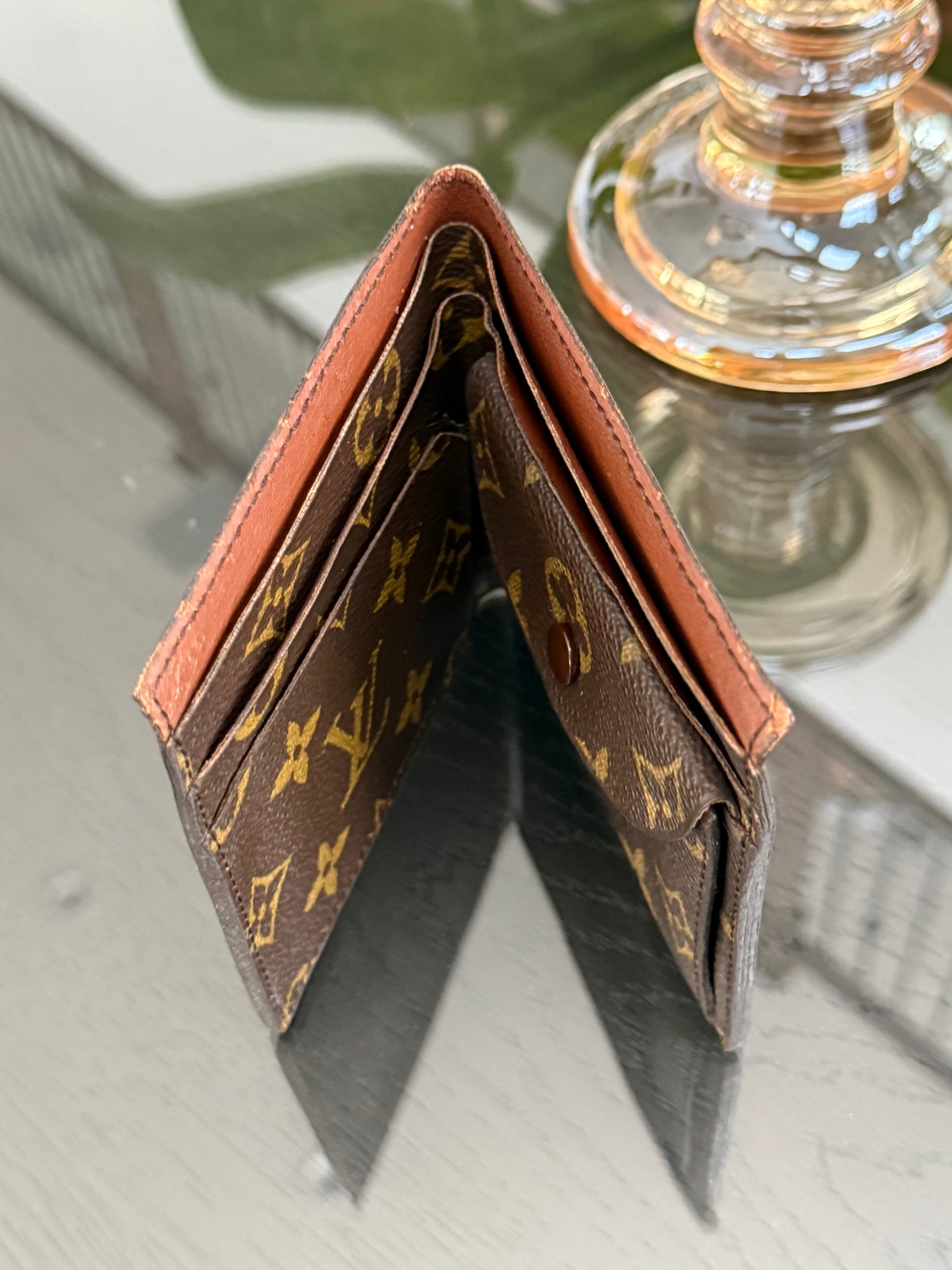 Vintage Monogram Mens Bifold Wallet ๐๏ธ Year: Pre Date