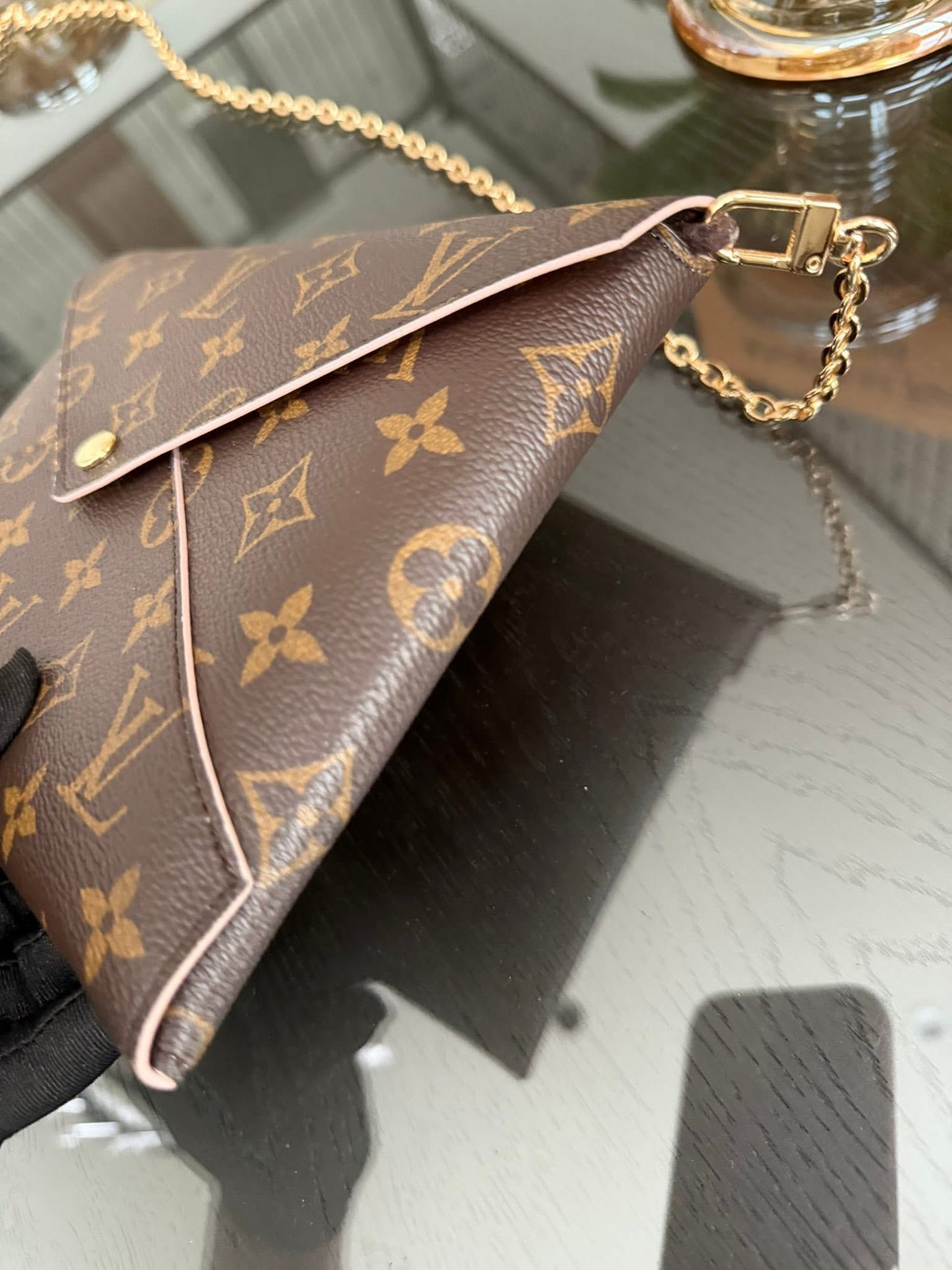 Kirigami Pouch Large - Microchip