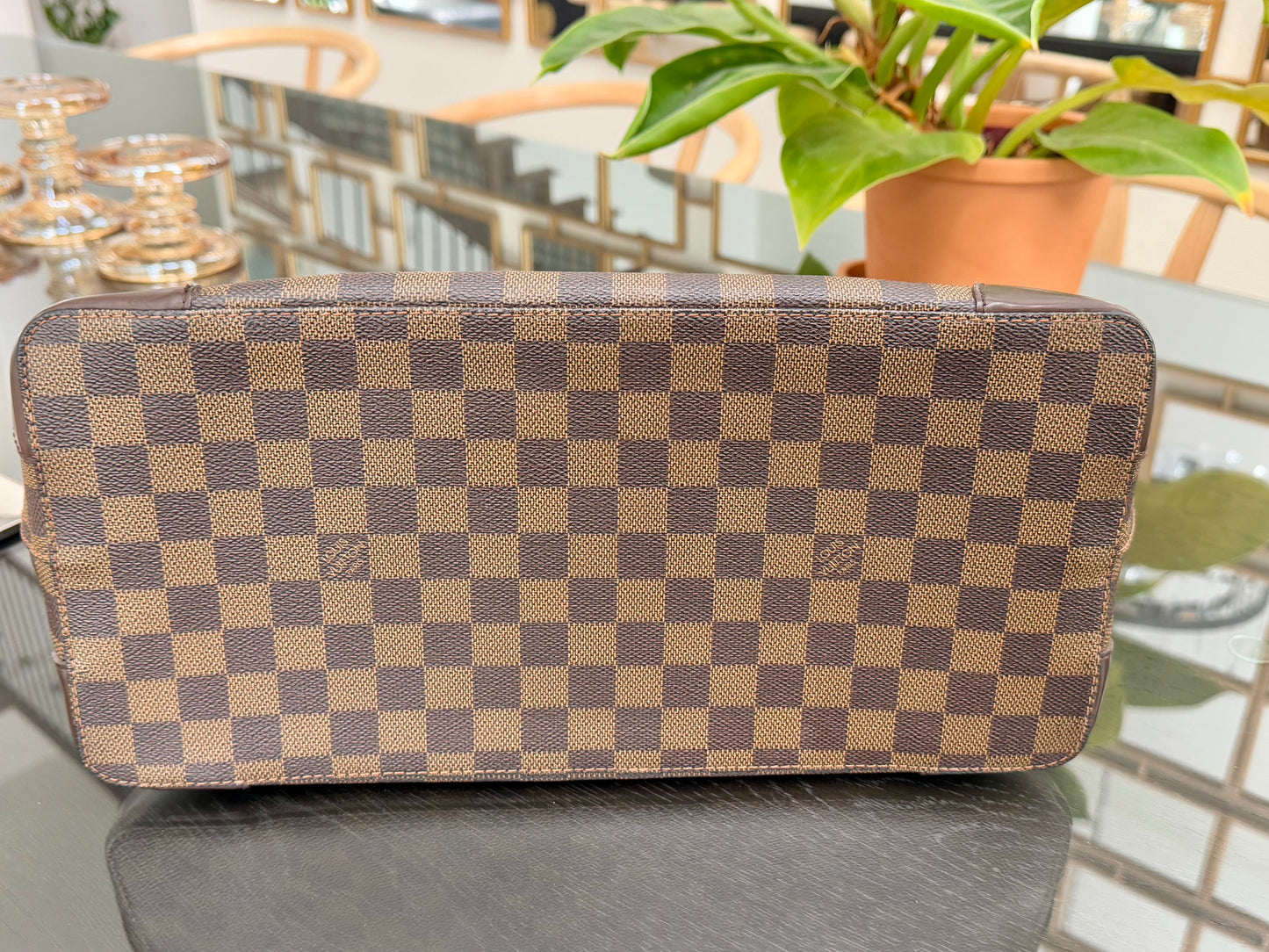 Hampstead MM DE with Insert Organizer and Paper bag
๐๏ธ Year: 2003