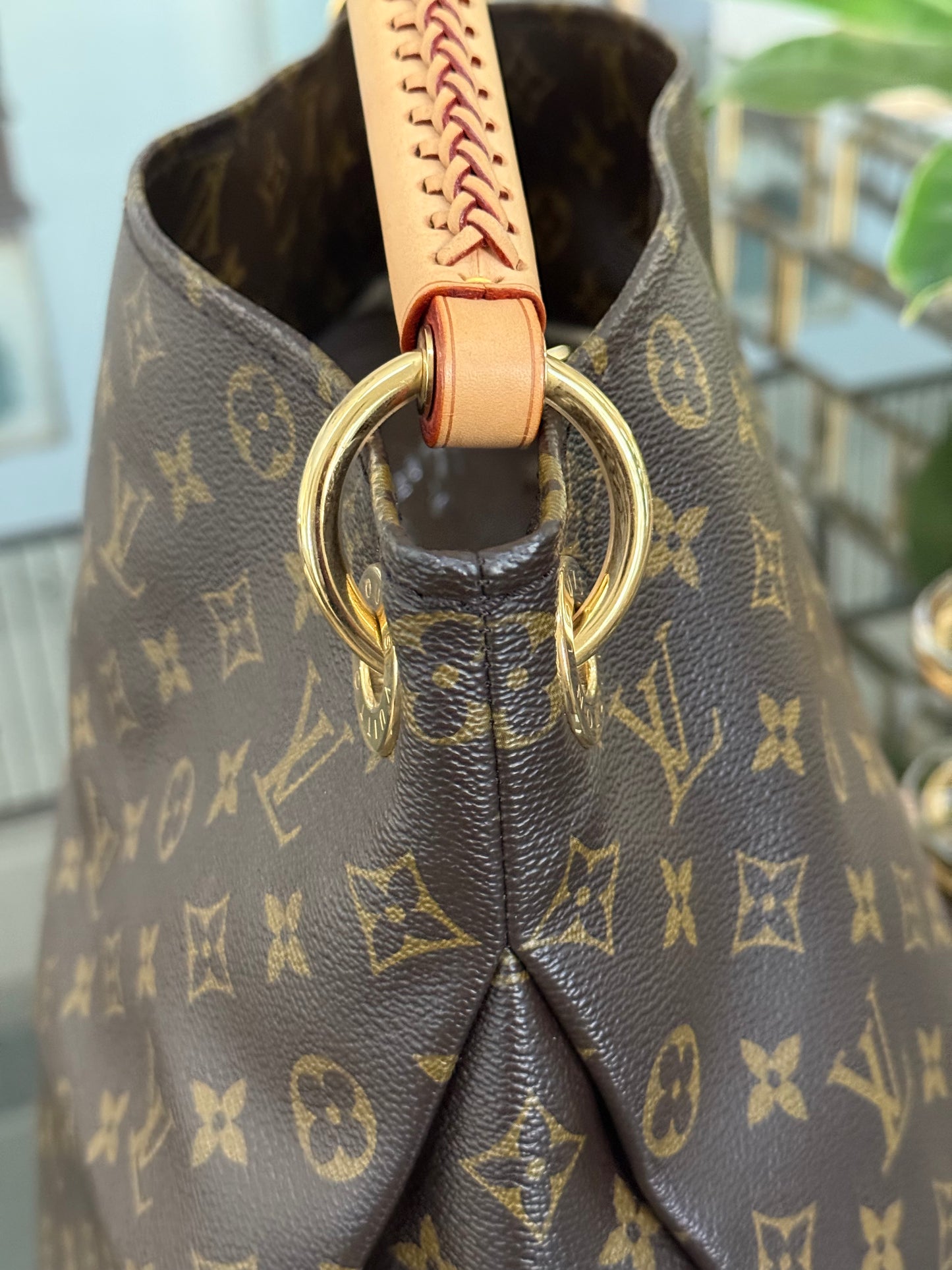 Artsy MM with Dustbag and Insert Organizer - ๐
Year: 2011
