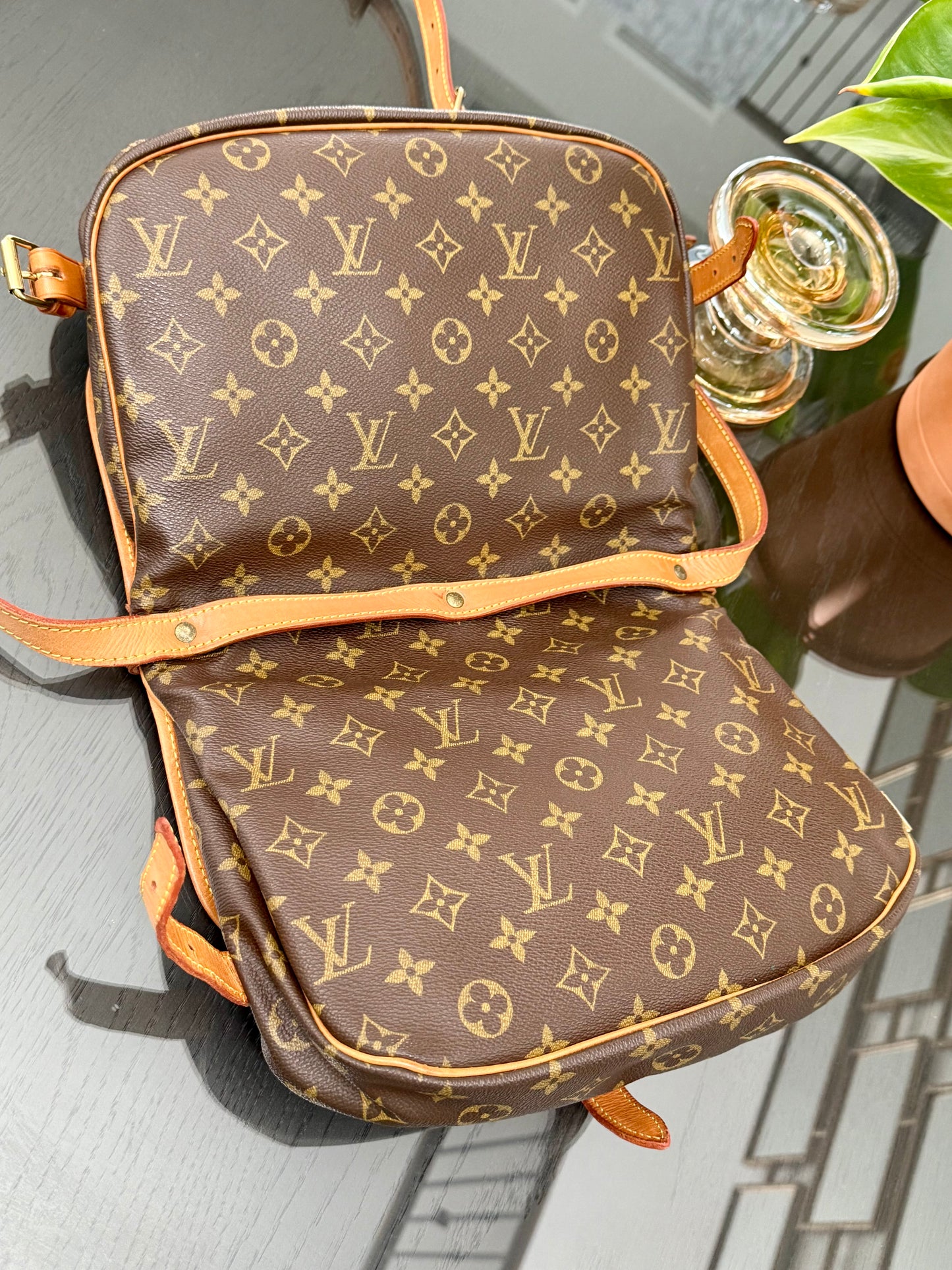 Saumur 30 Crossbody -Year: 1994