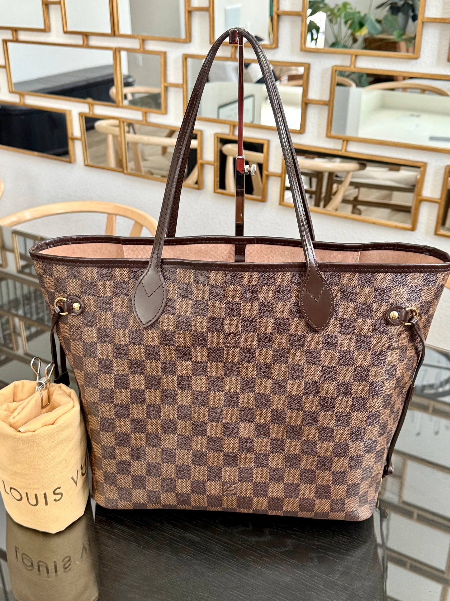 Neverfull MM in Rose Ballerine DE with Dustbag 🗓️ Year: 2016