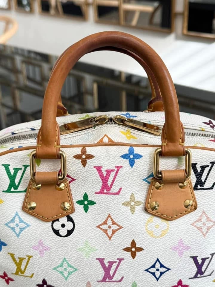 Multicolor Trouville with Dustbag and Insert Organizer π
Year: 2005