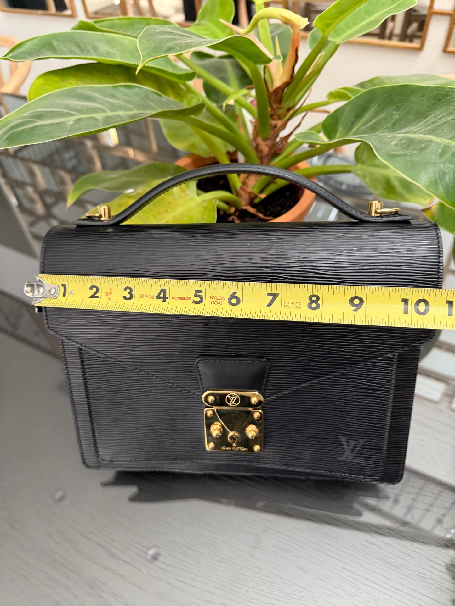 Epi Black Monceau 28 Crossbody 2 Way Bag - 📅 Year: 1997