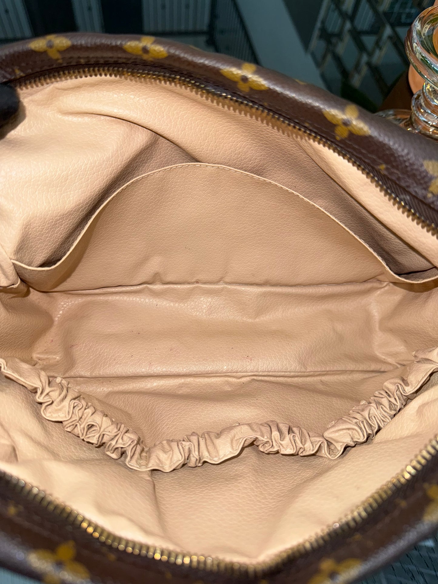 Trousse 28 -Year 1987