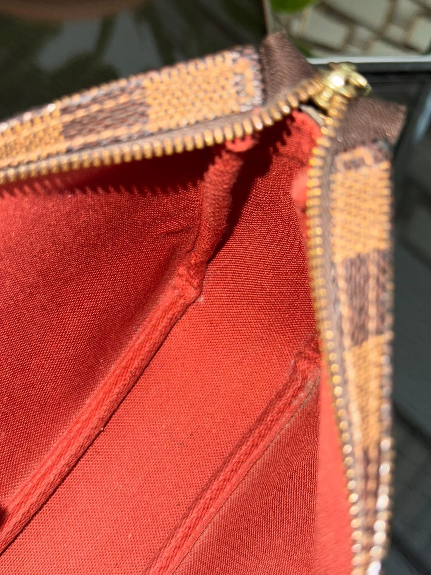 Damier Ebene Trousse Pochette - ๐
Year: 2008
