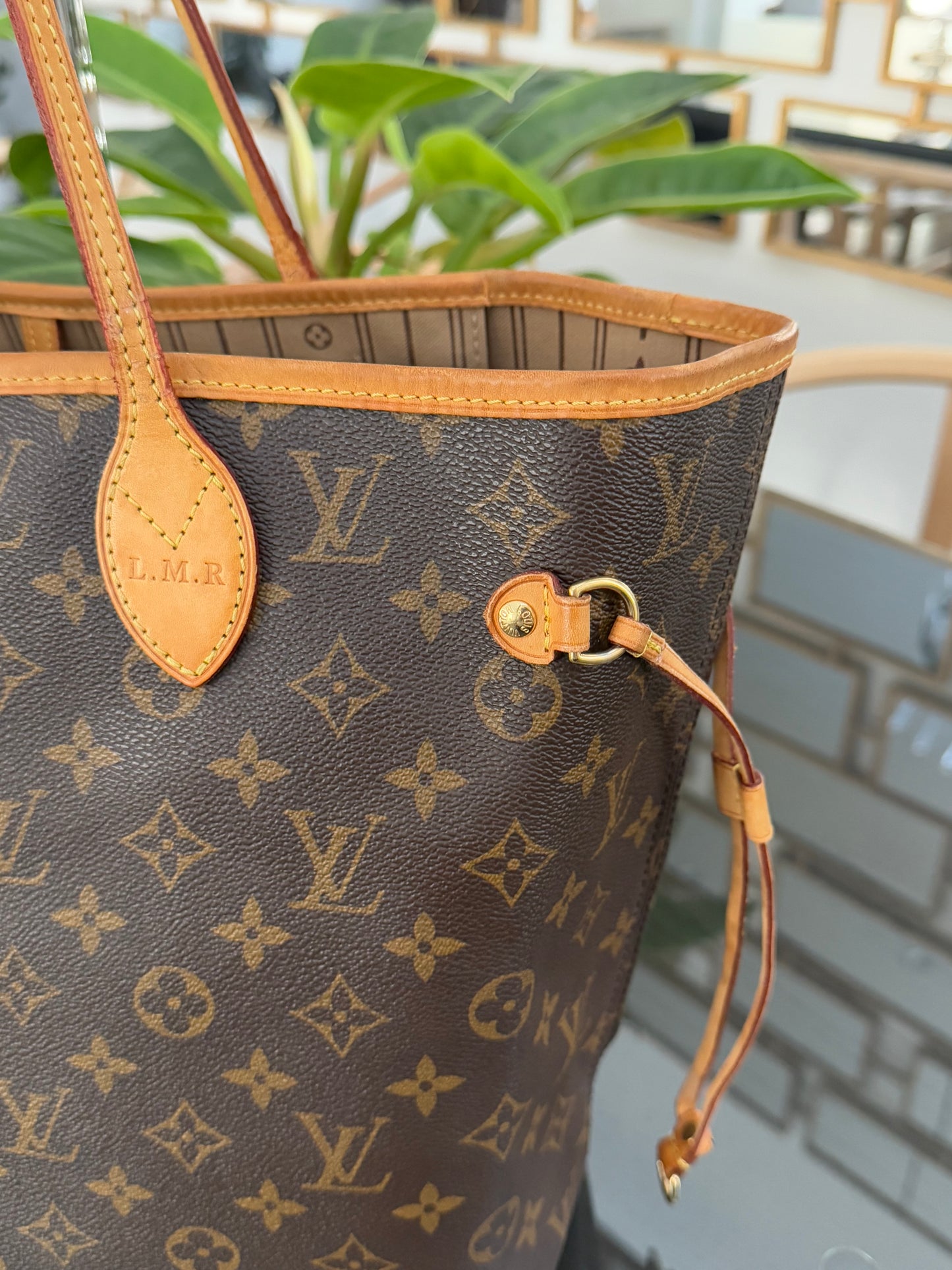 Neverfull MM with Dustbag and Insert Organizer -๐๏ธ Year: 2011