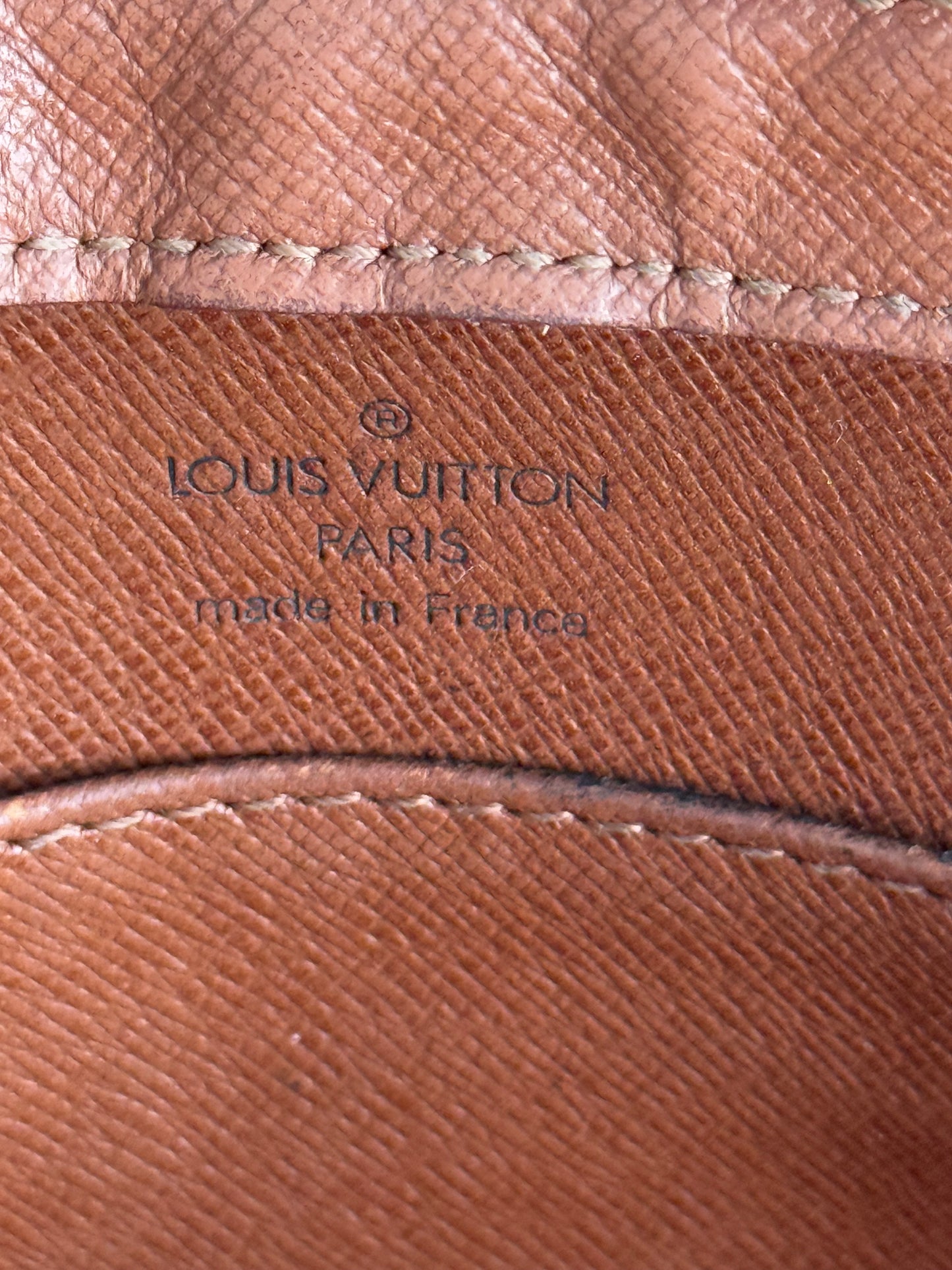 Orsay Clutch
๐๏ธ Year: 1998