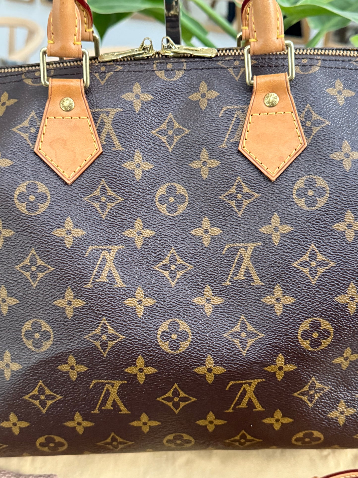 Speedy 35 Bandoulier with lock ๐key, Dustbag and handle cover - ๐
Year: 2011