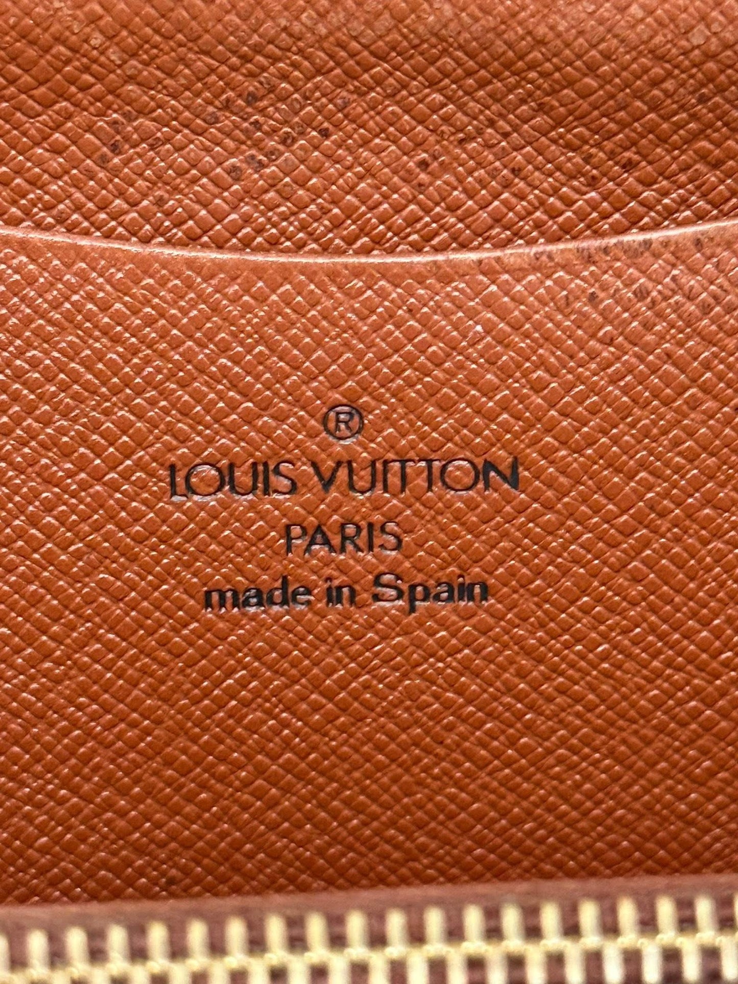 Monogram Zippy Wallet ๐๏ธ Year: 1998