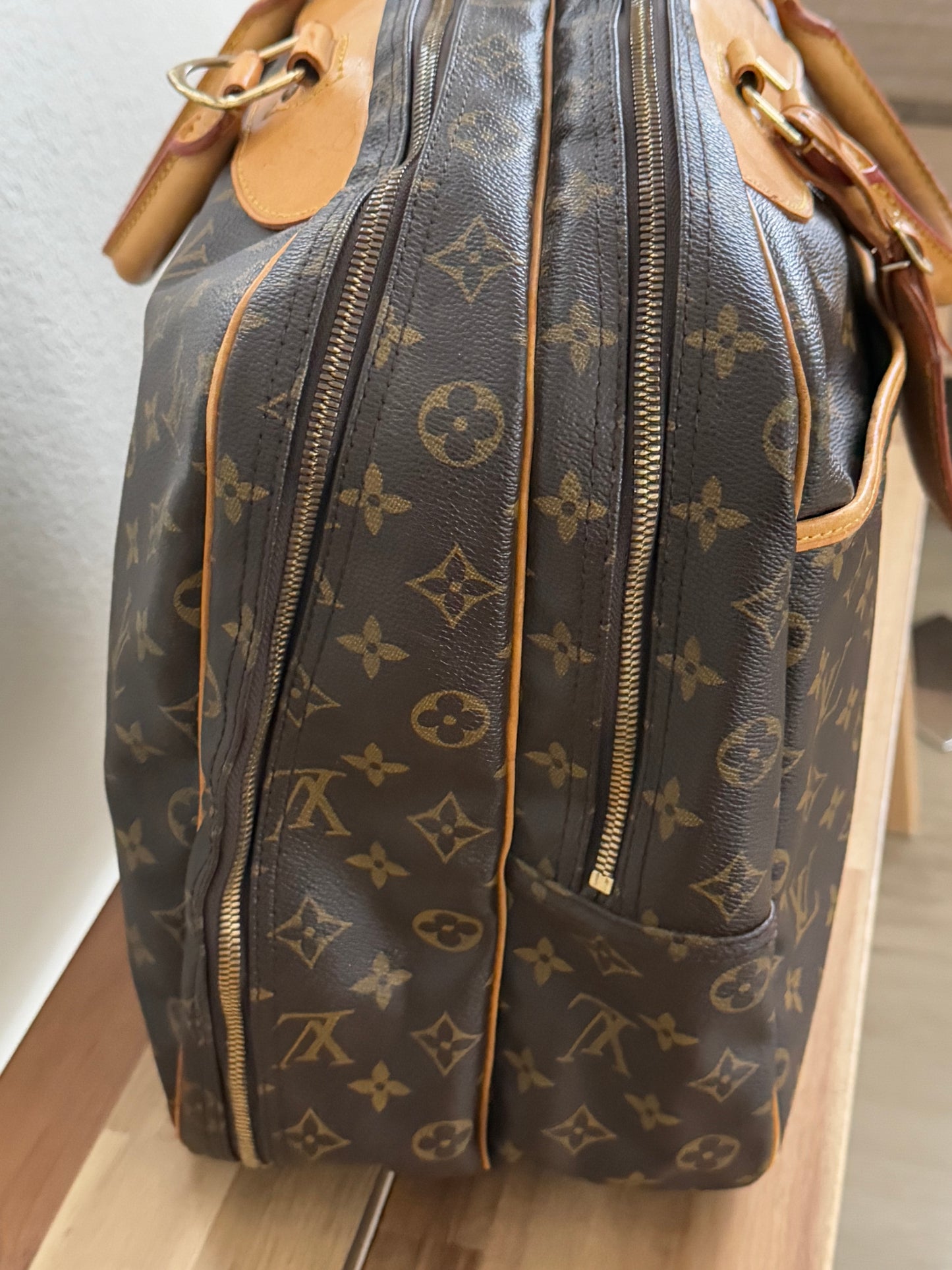 Alize II ‘24 Heure’ 45 Soft Suitcase Luggage - 📅 Year: 1997