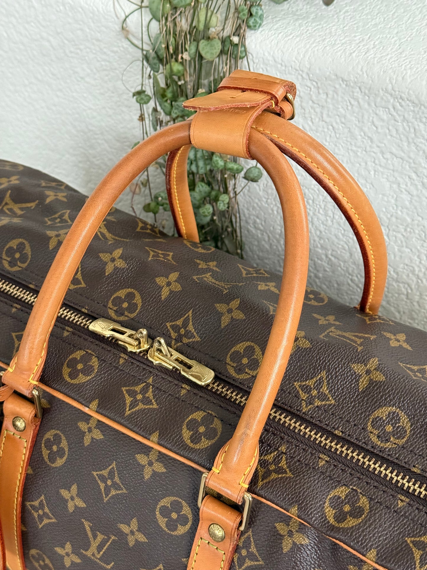 Sirius 50 Soft Suitcase Luggage - ๐
Year: 199