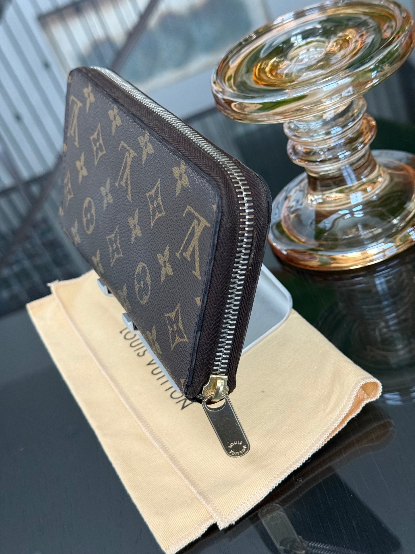 Monogram Zippy Long Wallet with Dustbag 🗓️ Year: 2006