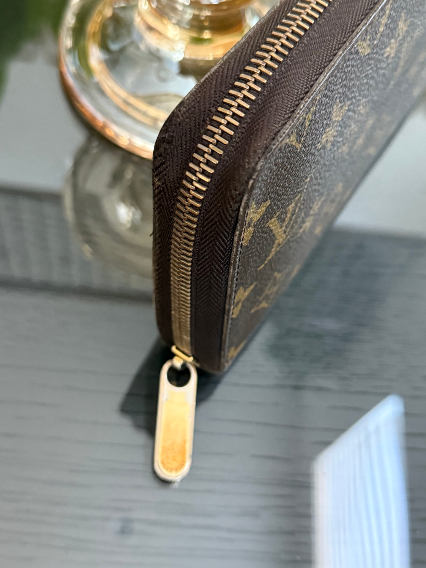 Zippy Wallet Organizer ๐
Year: 2008