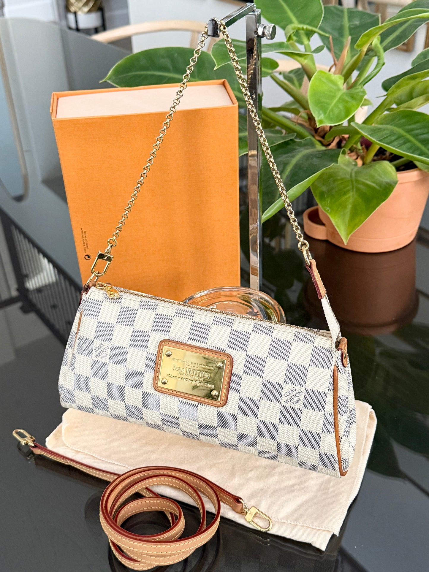 Eva Clutch in Azur with Dustbag and box ๐๏ธ Year: 2010