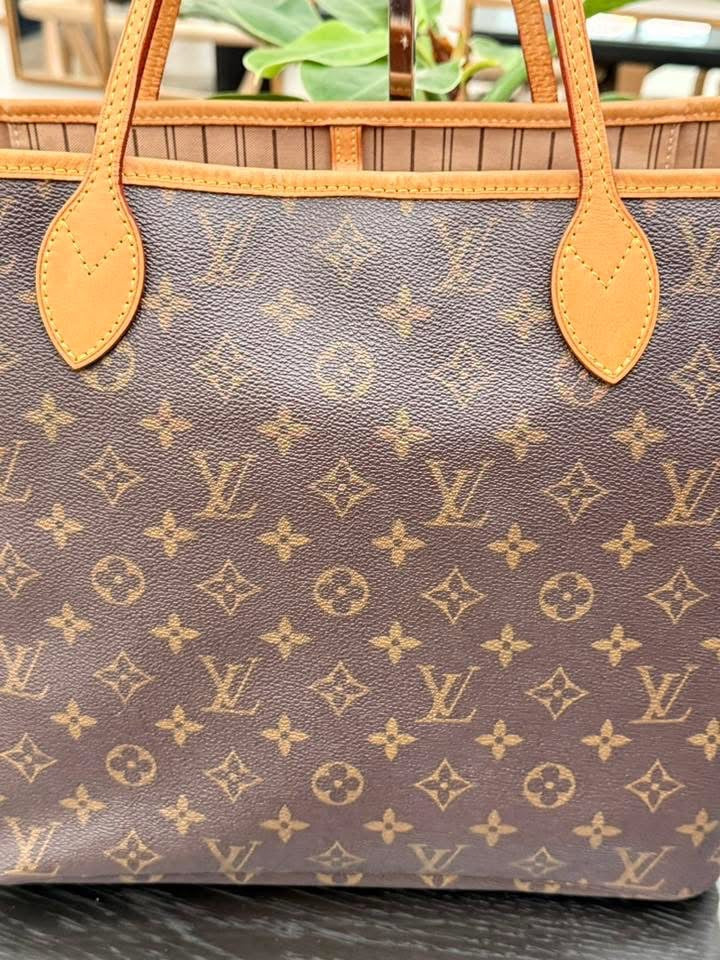 Neverfull MM with Dustbag π
Year: 2007