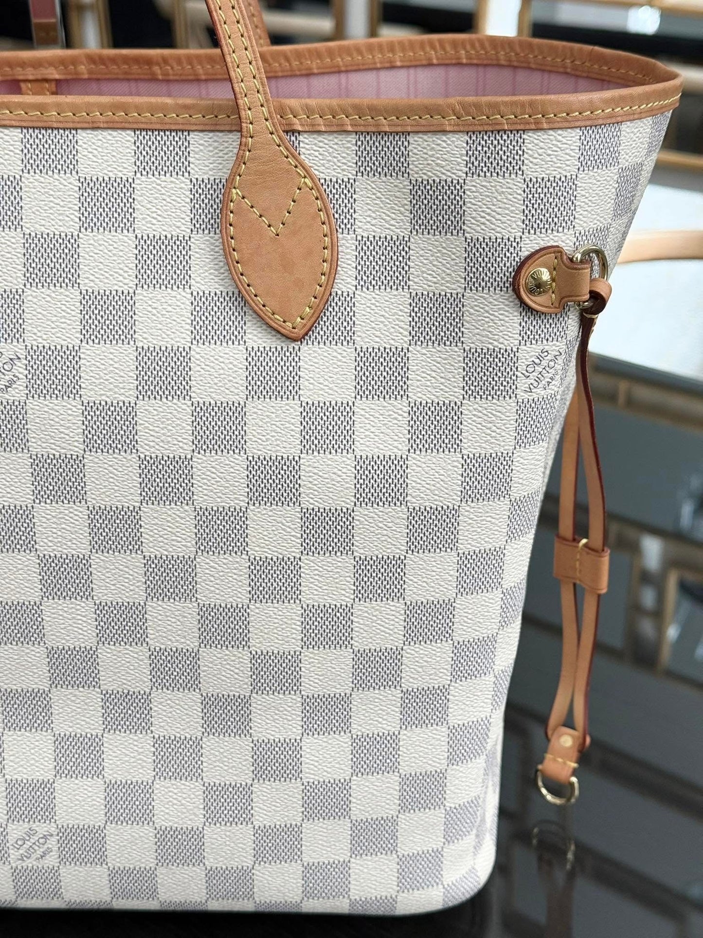 Neverfull MM in Rose Ballerine w/ Dustbag, Receipt and Insert Organizer -ποΈ Microchip