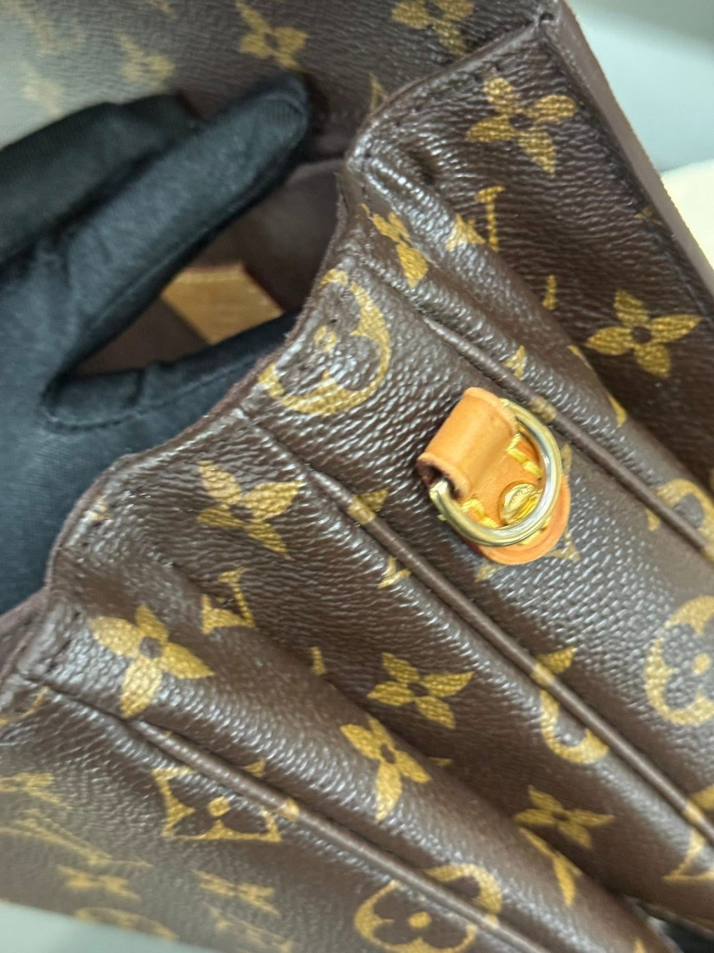 Pochette Metis in Monogram with Box, Dustbag and Paper bag -Year 2015