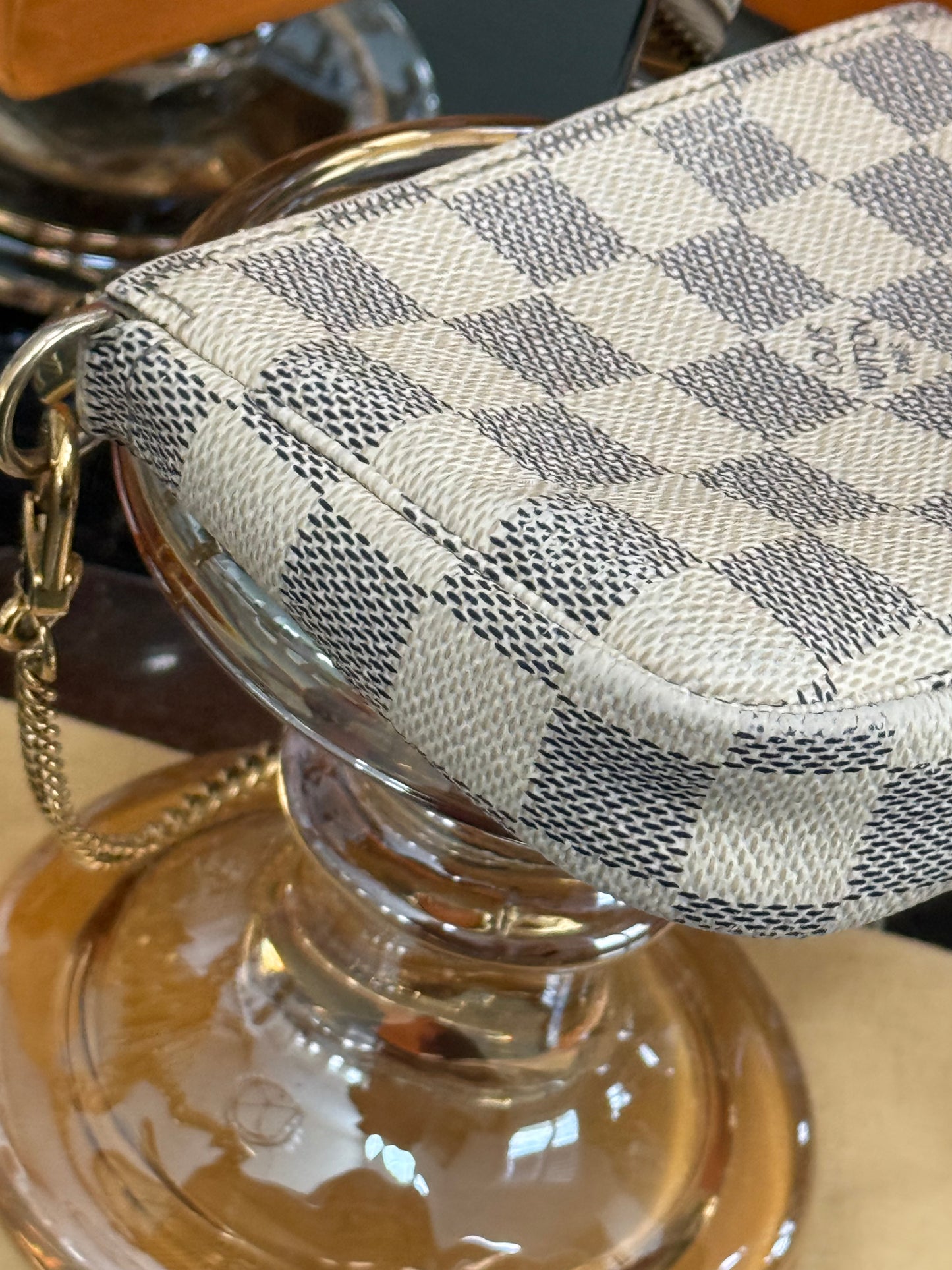 Mini Pochette Accessories in Azur - π
Year: 2010