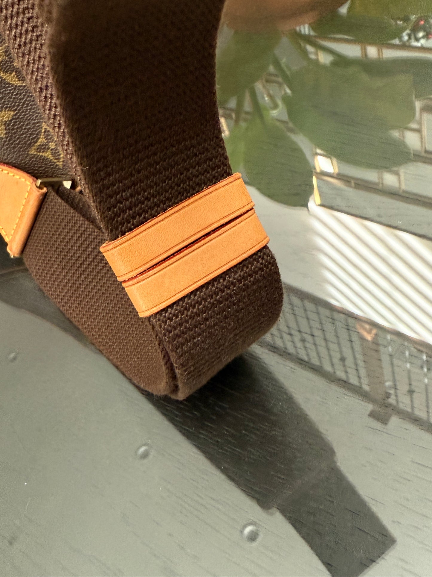 Pochette Gange -Year: 2004