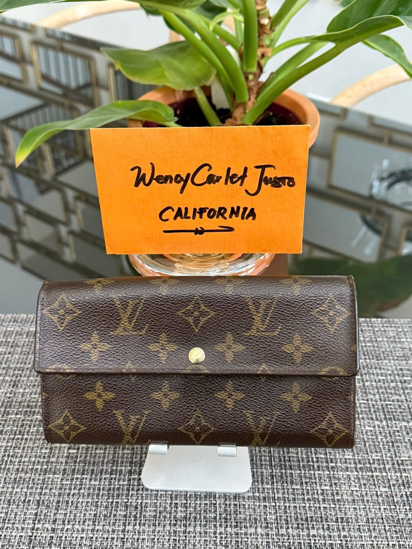 Sarah Wallet with 8 Cardholders 🗓️ Year: 2005