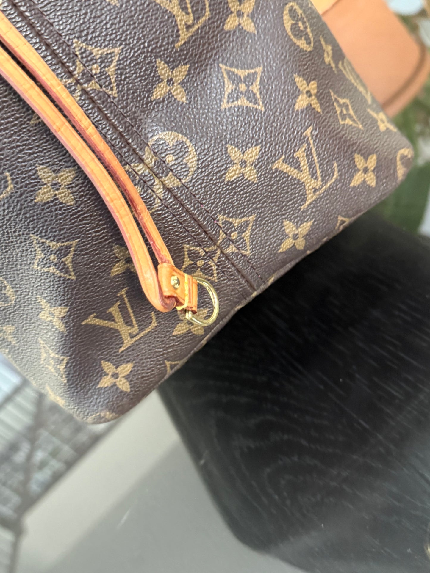 Neverfull GM in Peony with Dustbag 🗓️ Year: 2016