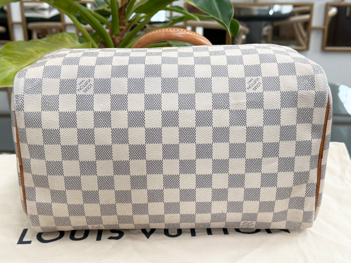 Speedy 30 Azur with π Lock & Keys and Dustbag
ποΈ Year: 2012