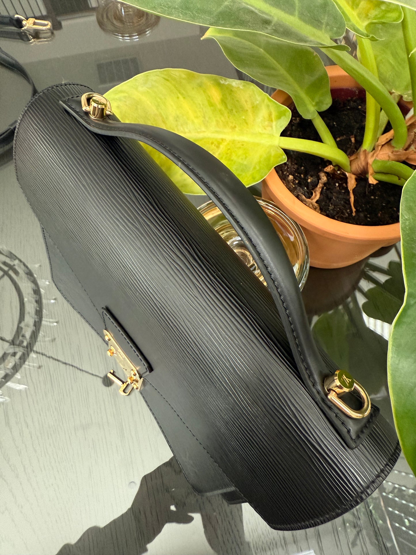 Epi Black Monceau 28 Crossbody 2 Way Bag - 📅 Year: 1997