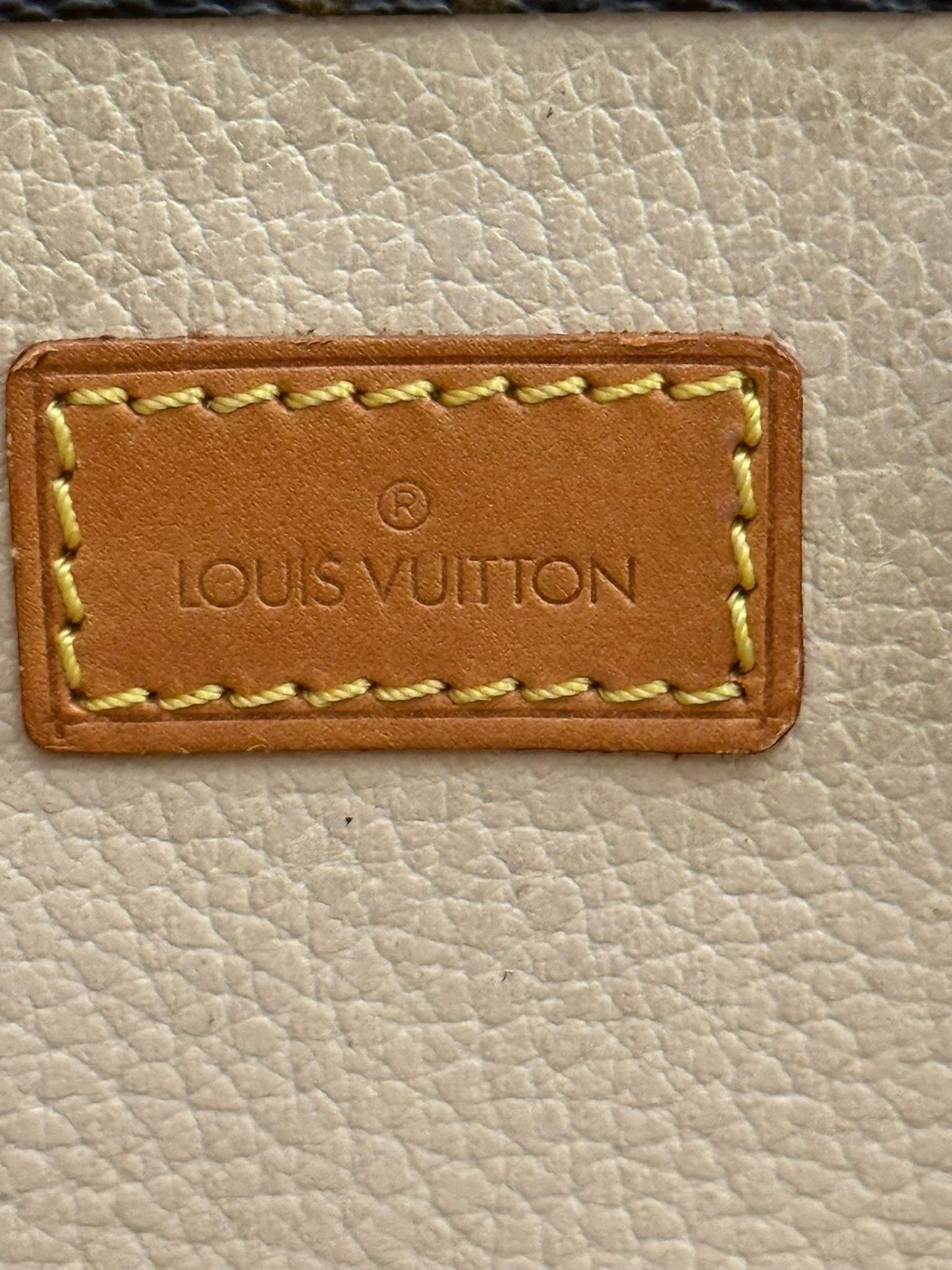 Sac Plat ποΈ Year: 1990