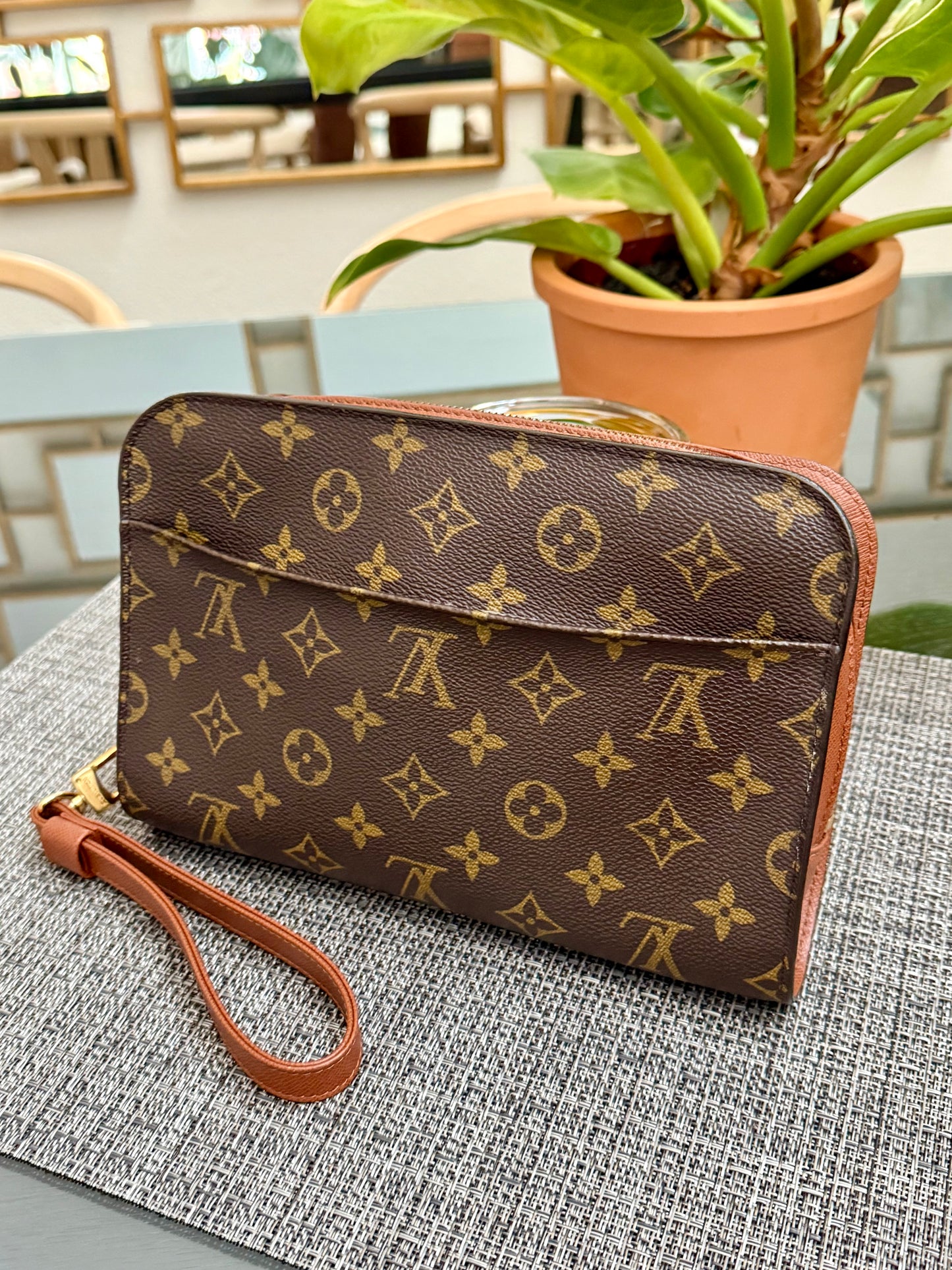 Orsay Clutch -๐๏ธ Year: 1998