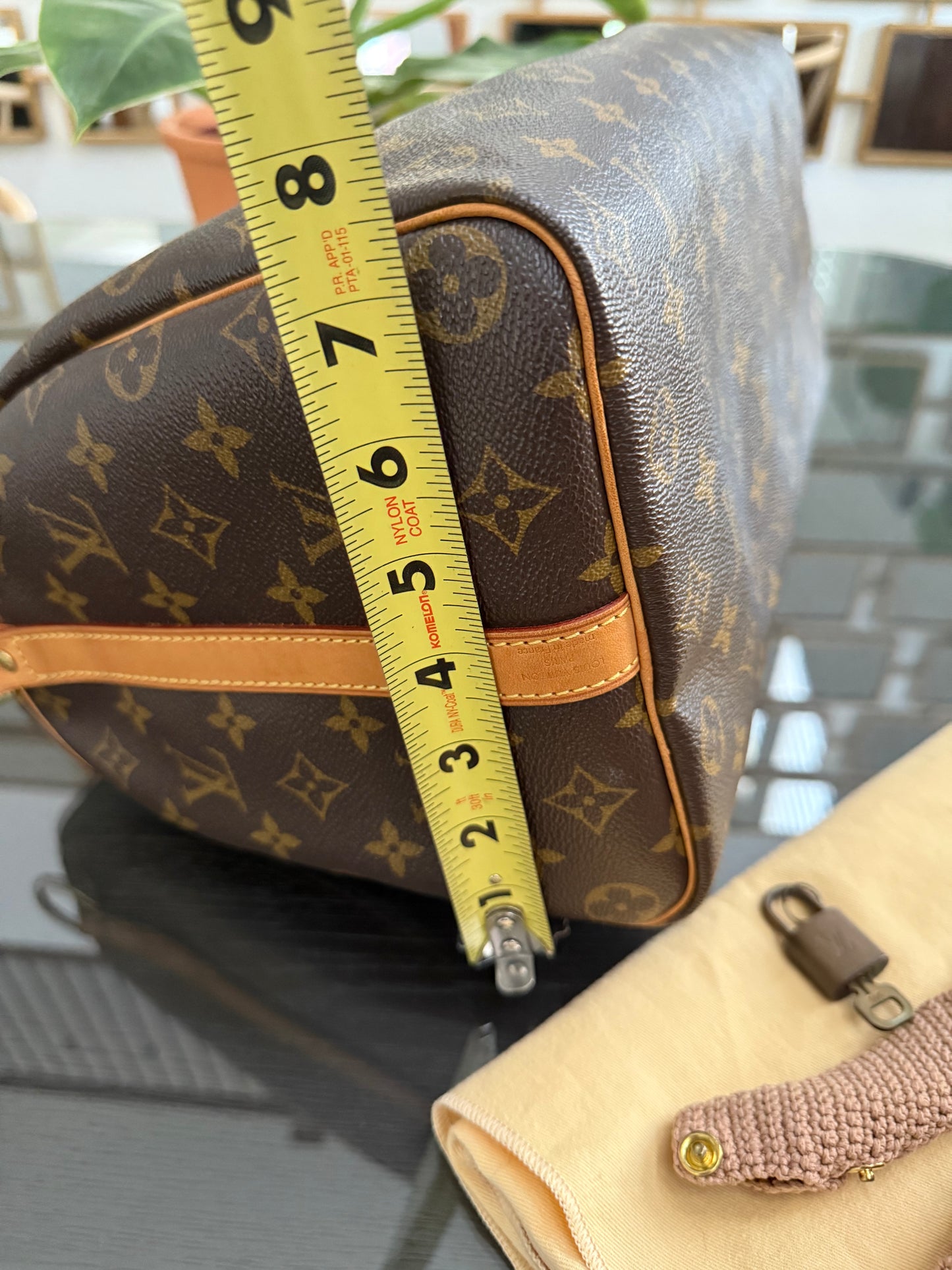 Speedy 35 Bandoulier with lock ๐key, Dustbag and handle cover - ๐
Year: 2011