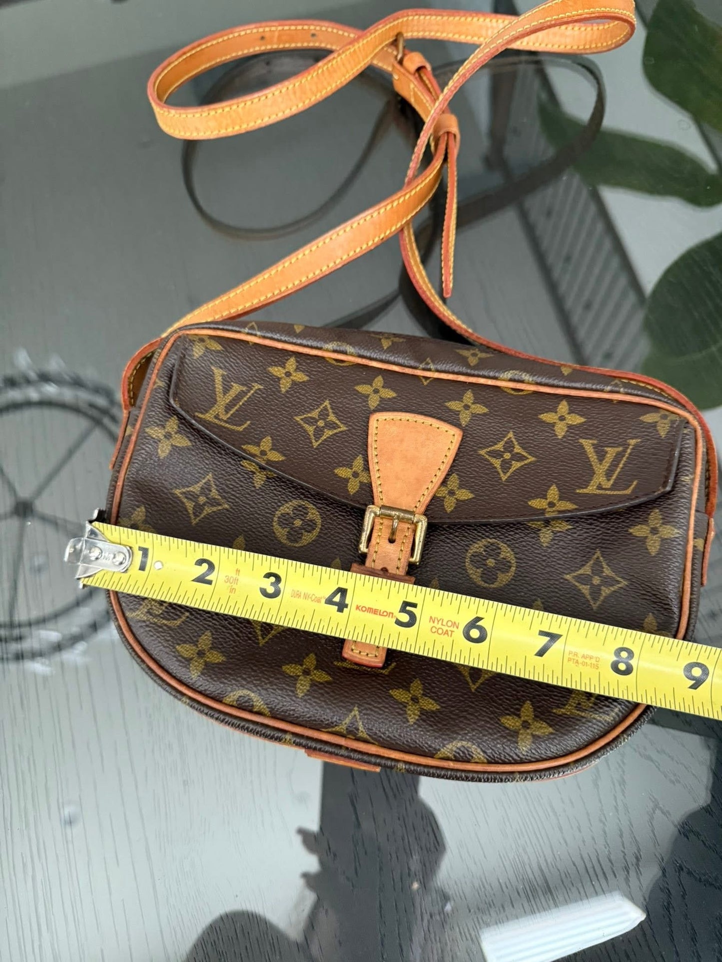 Jeaunefille PM Crossbody - π
Year: 1995