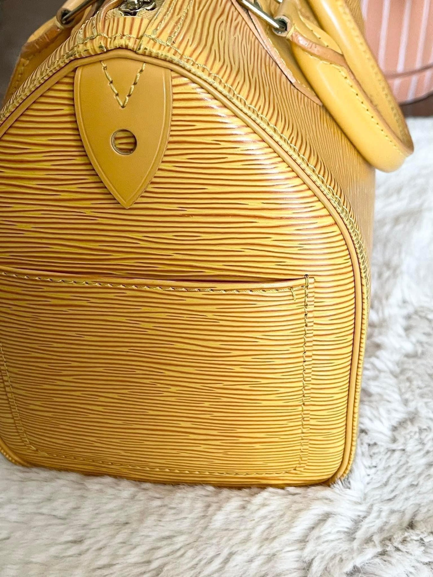 Epi Speedy 25 in Tassel Yellow -Year: 1994