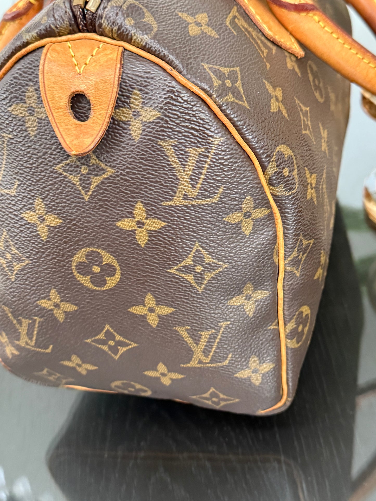 Speedy 25 with 🔐 Lock and Key 🌷Year: 2002