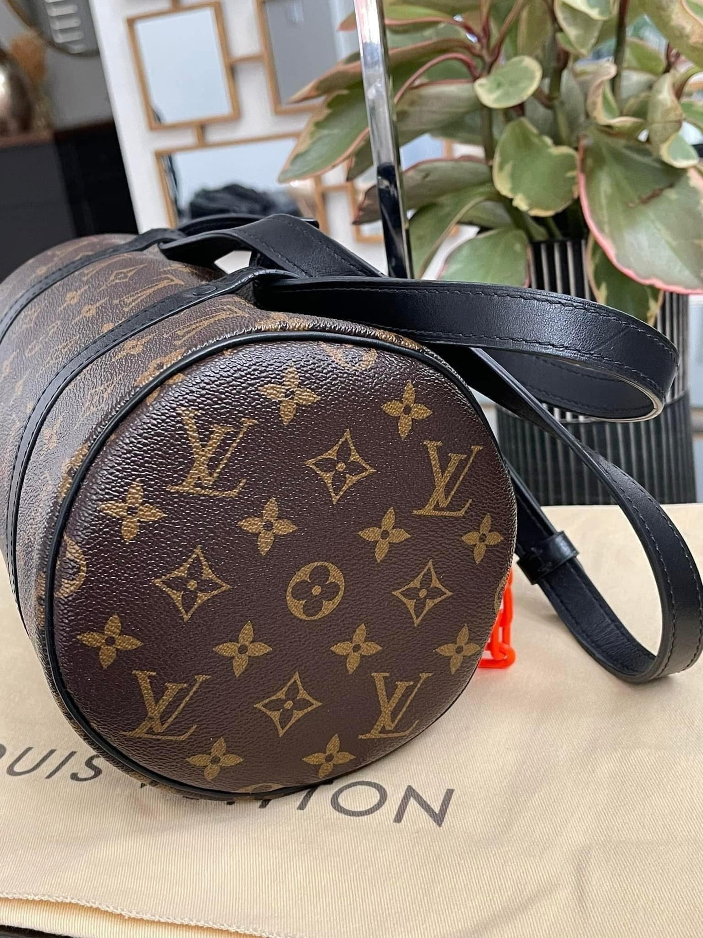 Solar Ray Papillon Monogram -Year: 2019