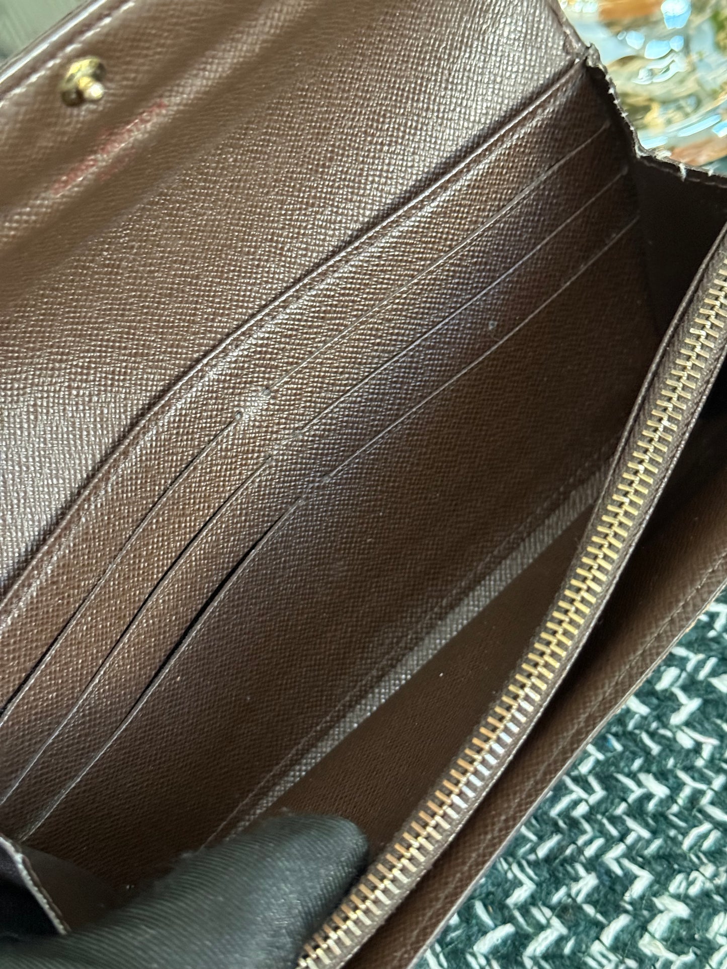 Sarah Wallet in DE with 10 Cardholders 🗓️ Year: 2009