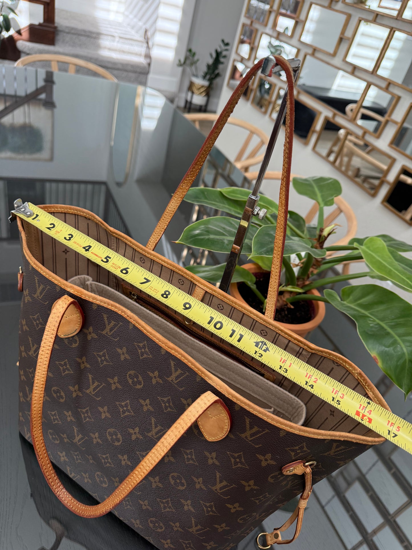 Neverfull MM ๐
Year: 2008