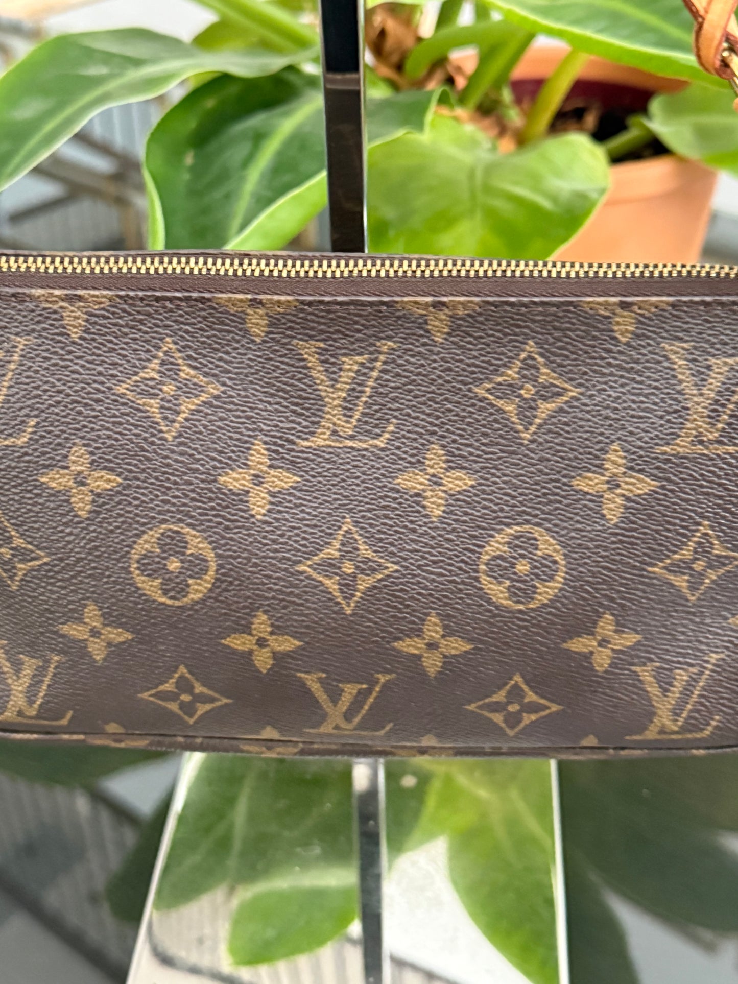Pochette Accessories - ๐
Year: 2002