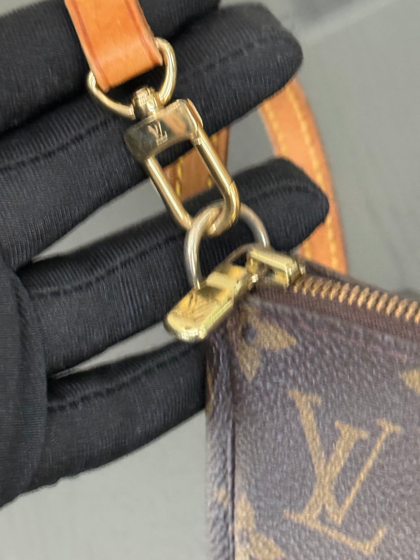 Pochette Accessories with Crossbody Strap - π
Year: 1999
