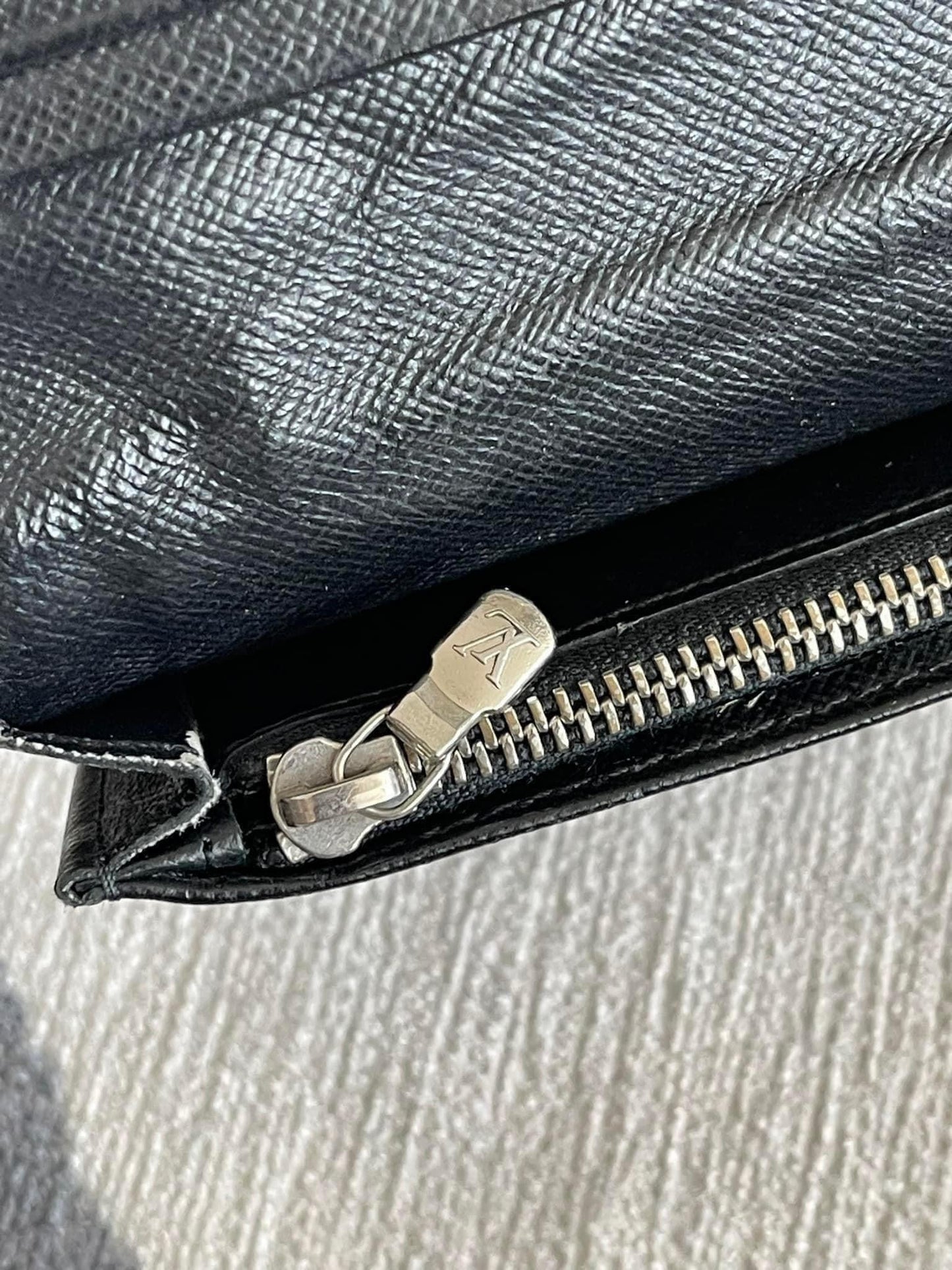 Brazza Wallet in Damier Graphite -Year 1999