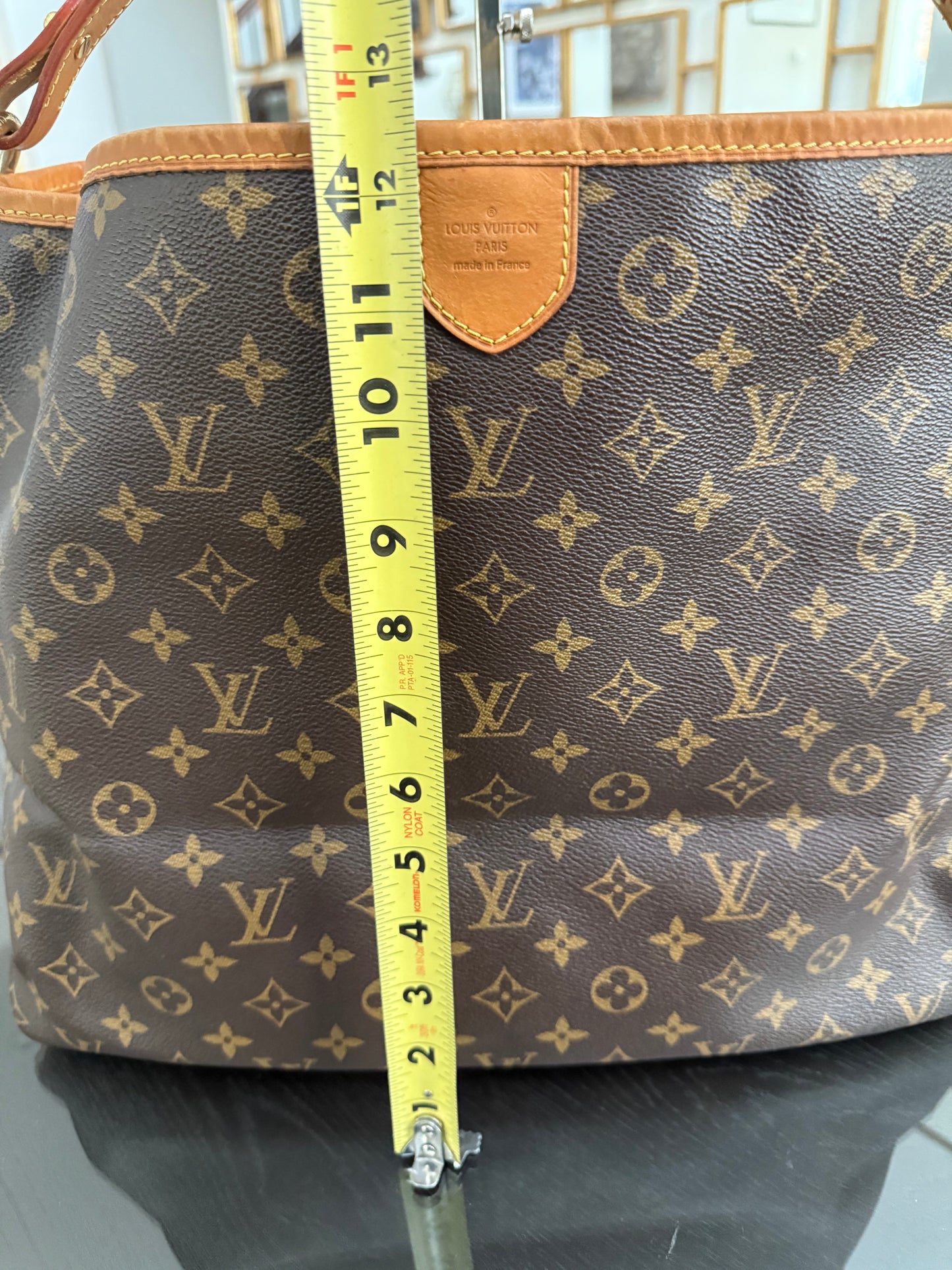 Delightful MM with Dustbag and Insert organizer π
Year: 2011
