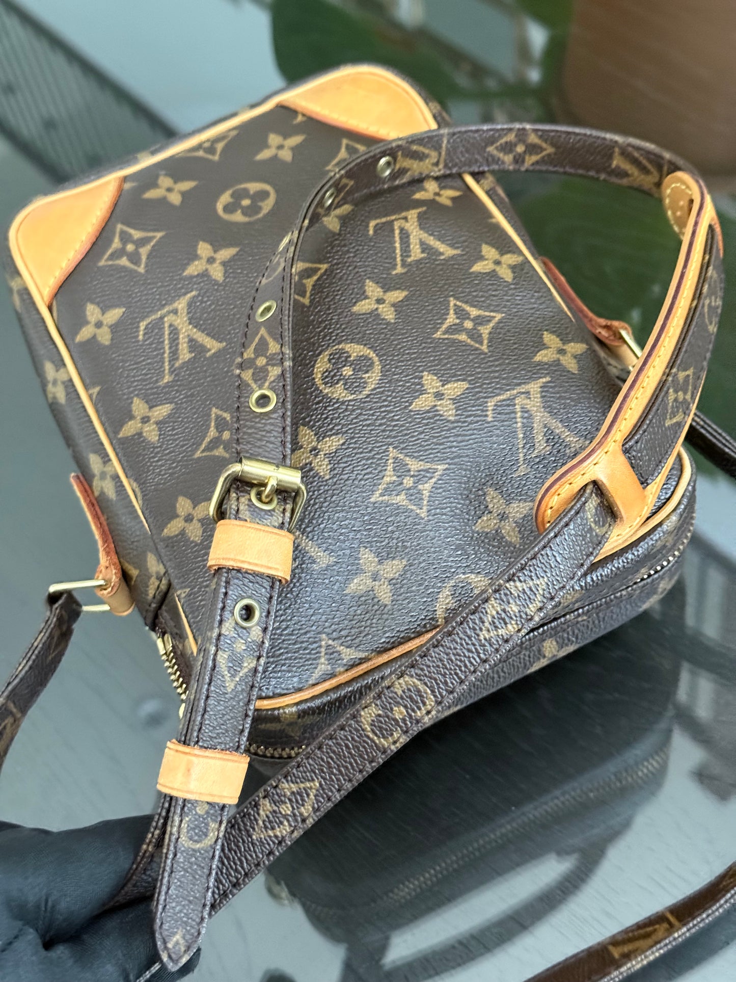 Amazon Crossbody Bag -Year: 2007