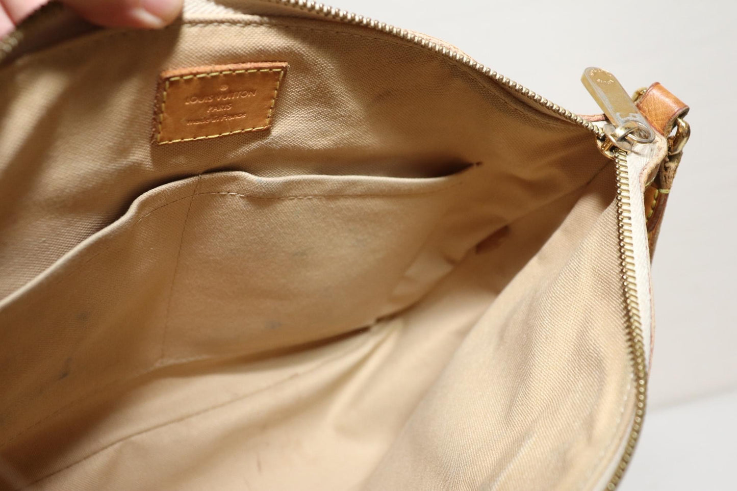 Siracusa PM Crossbody - Year 2012