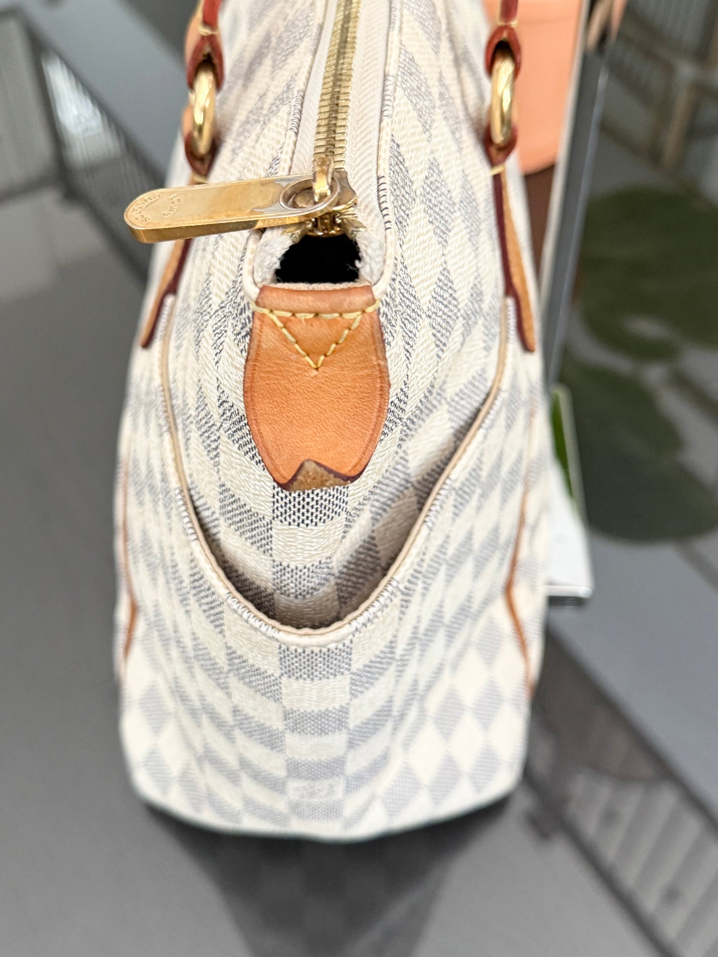 Totally MM in Azur with Dustbag and Insert Organizer -Year: 2010