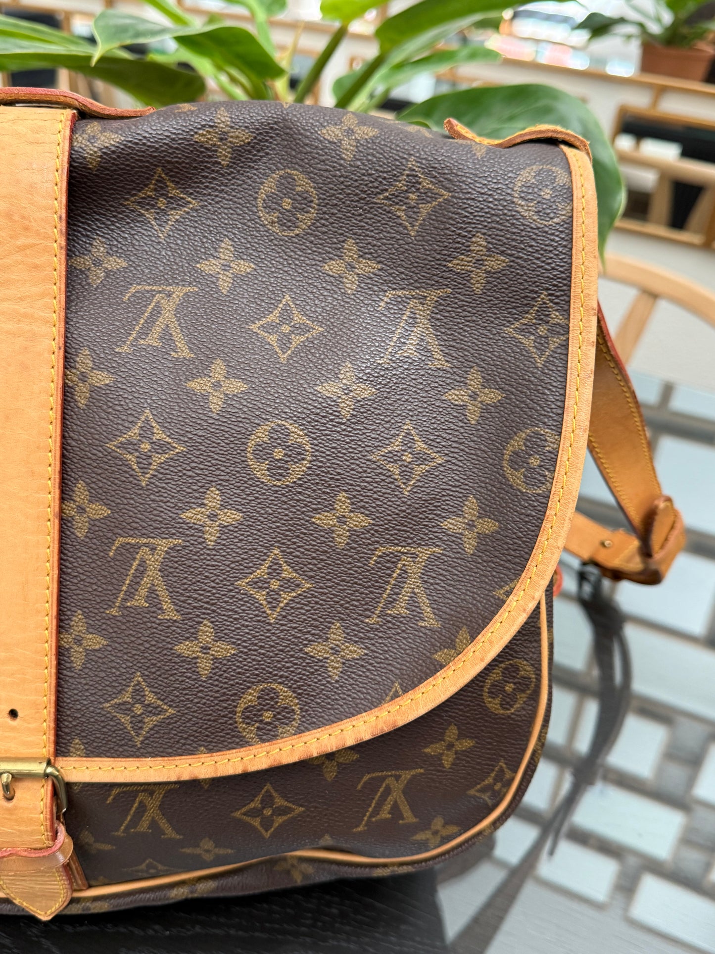 Saumur 35 Crossbody -๐๏ธ Year: 1992