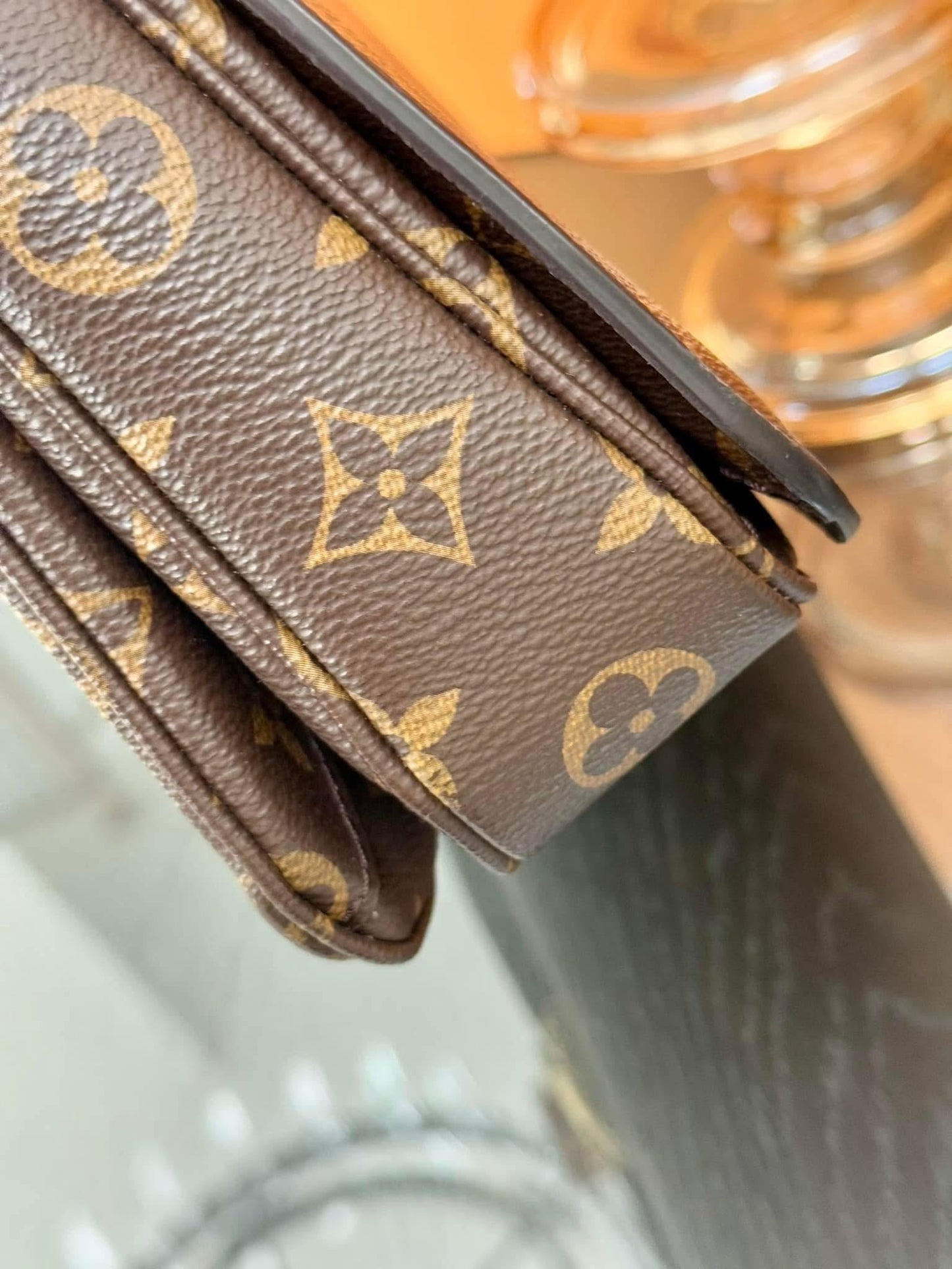 Pochette Metis with Box, Dustbag and Paper bag -Microchip & Authenticed