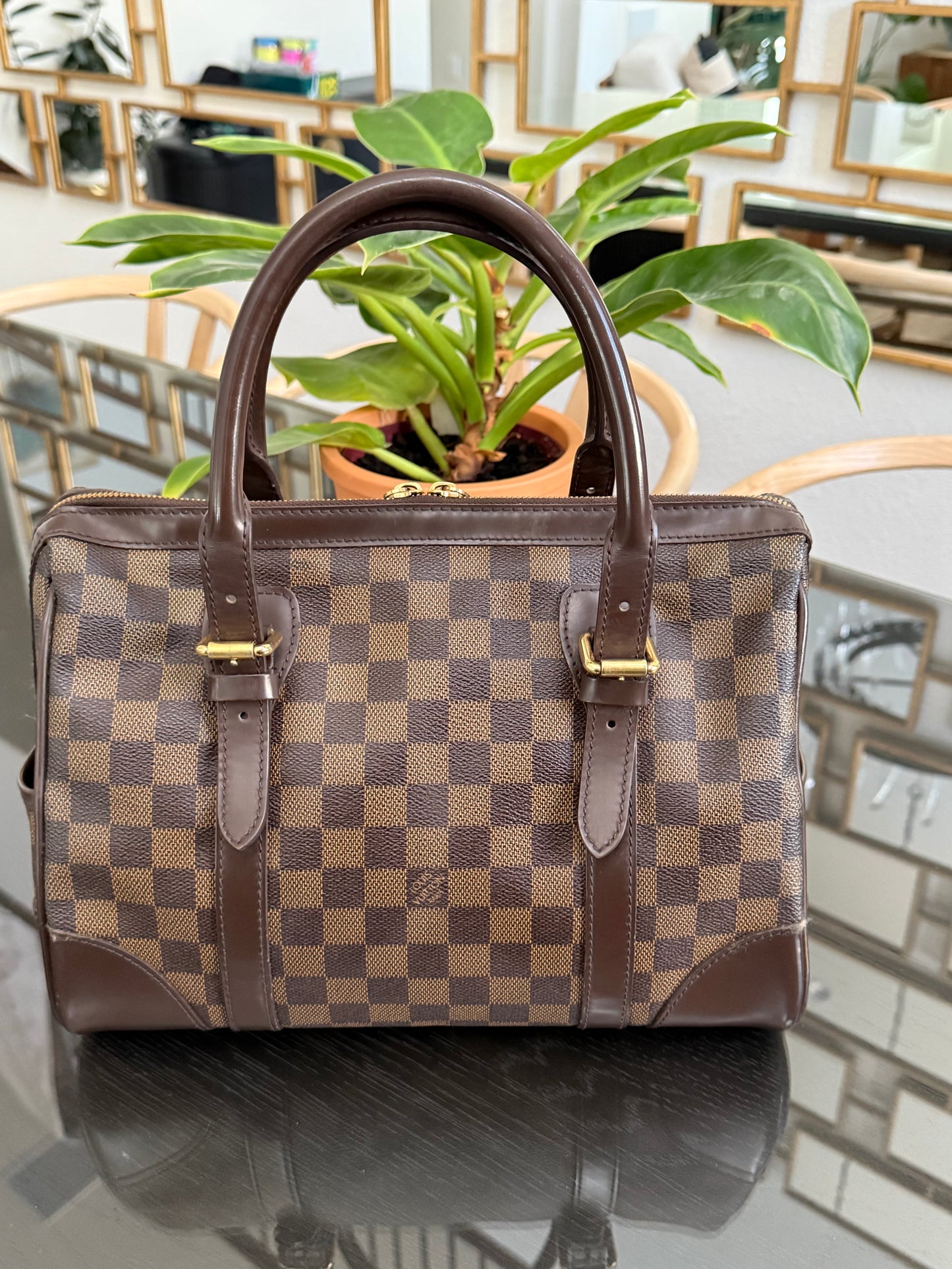 Berkeley Damier Ebene with Dustbag 🗓️ Year: 2009