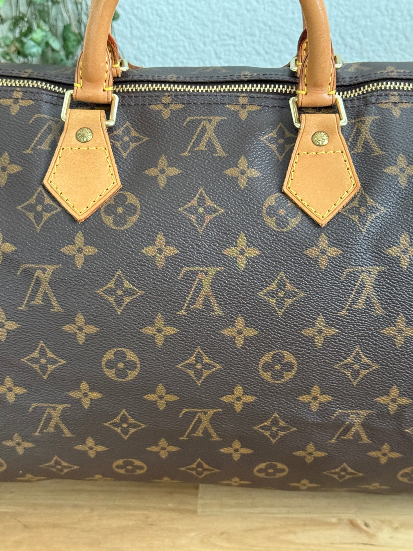 Speedy 40 - ๐
2000